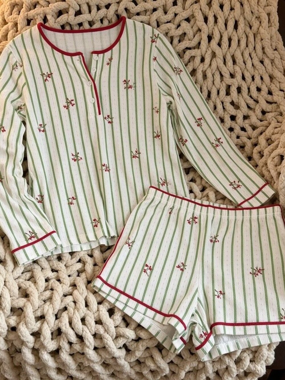 Pajama Set - Picture 1 of 1